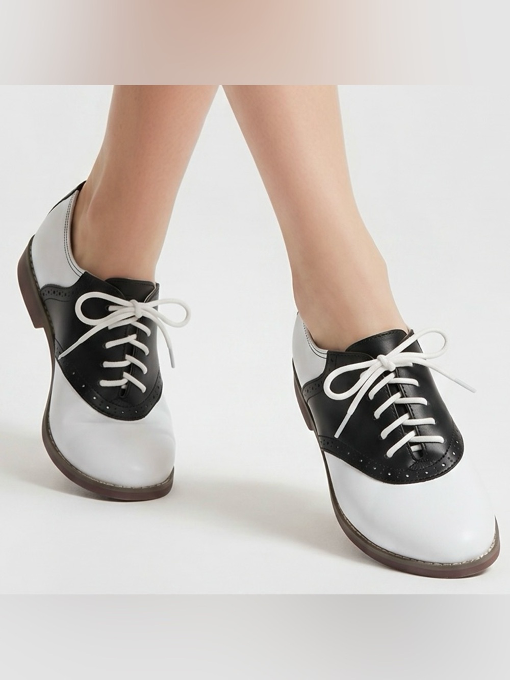 Eastland Women’s Sadie Saddle Oxford Shoes Leather White Black 8.5 MSRP $115